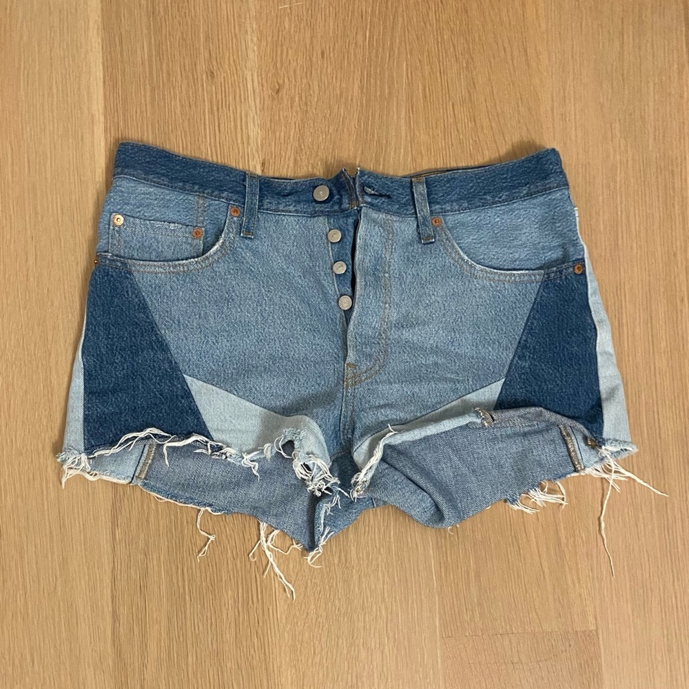 Levi’s Blue Patch Jean Shorts